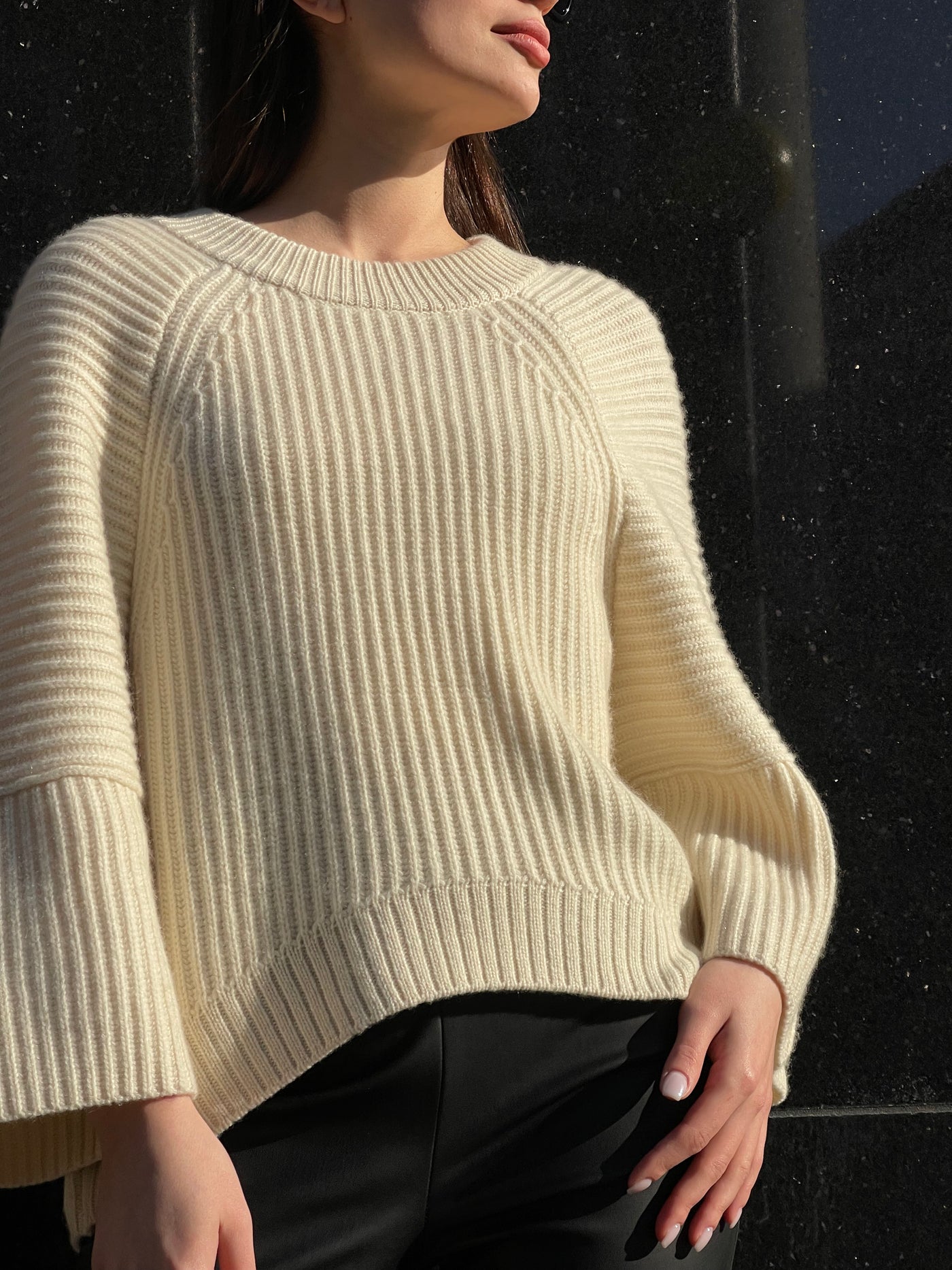 Women Round Neck Pullover with Wide Sleeves