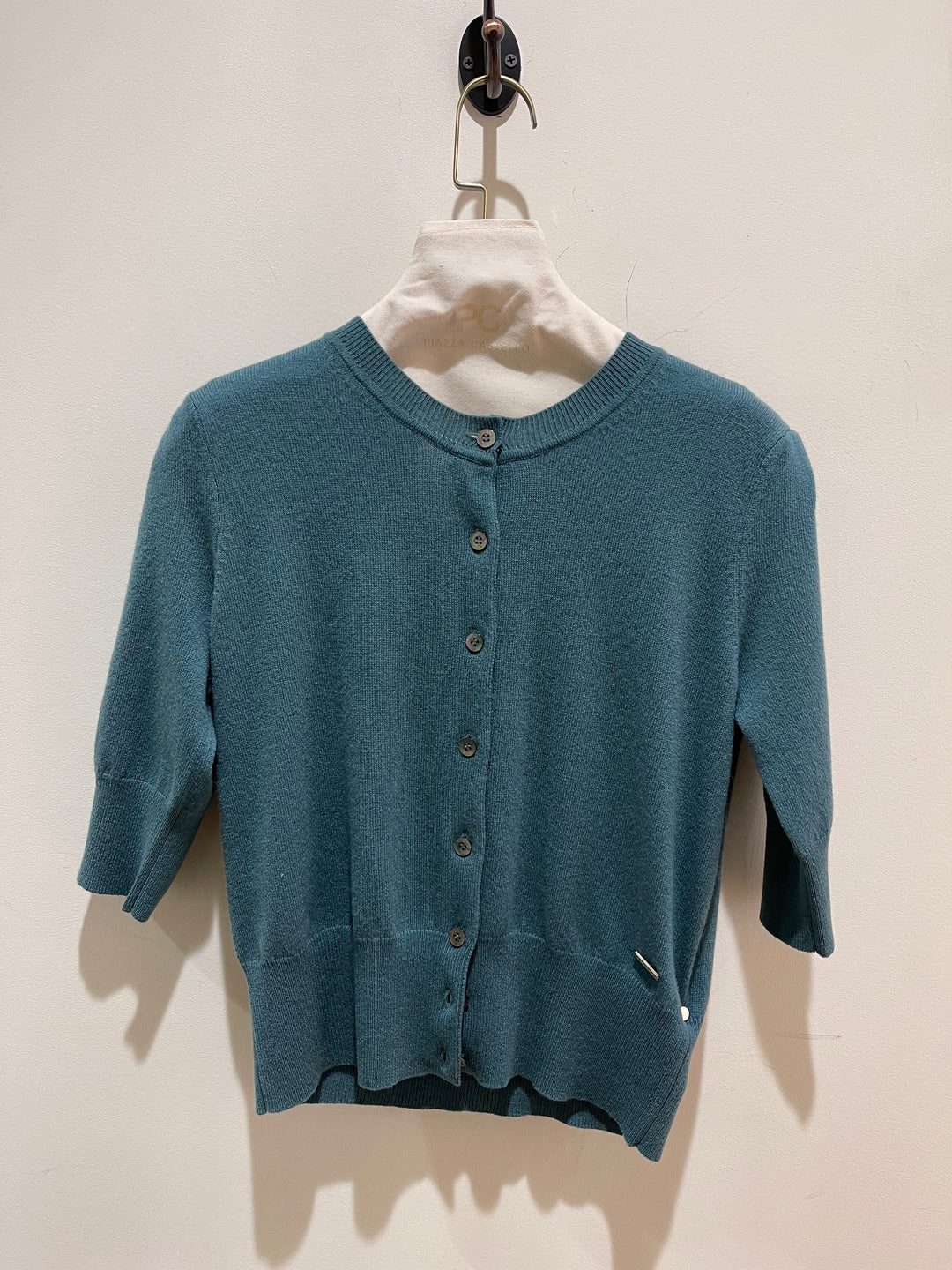 Round Neck Cashmere Cardigan with Mid Sleeves